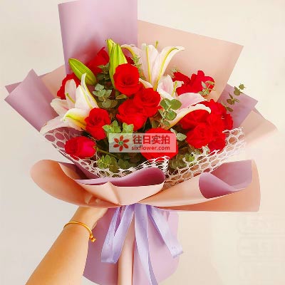 丽水18朵红玫瑰百合，真情相守一生